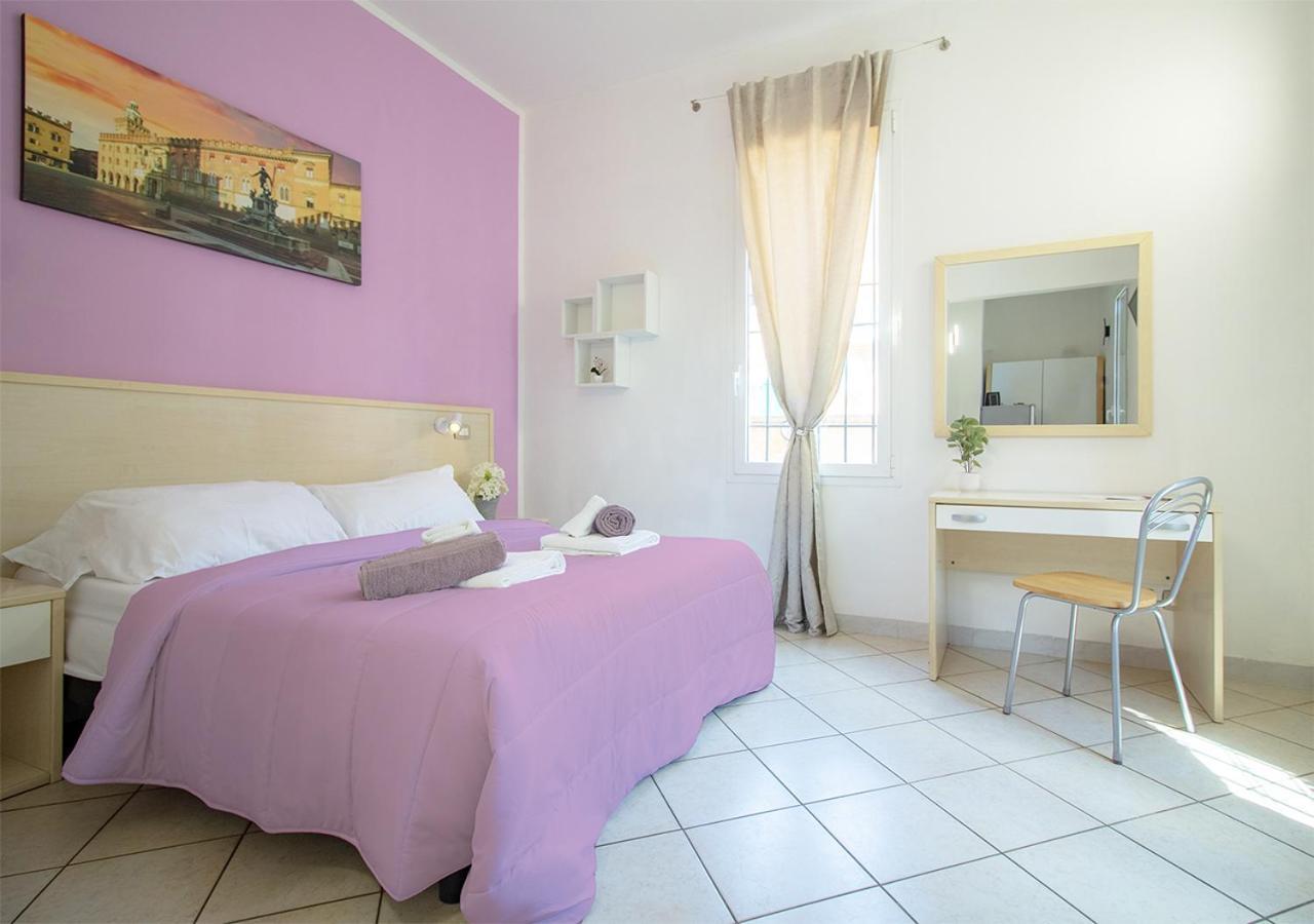 Athena Rooms - Parcheggio Privato โบโลญญา ภายนอก รูปภาพ