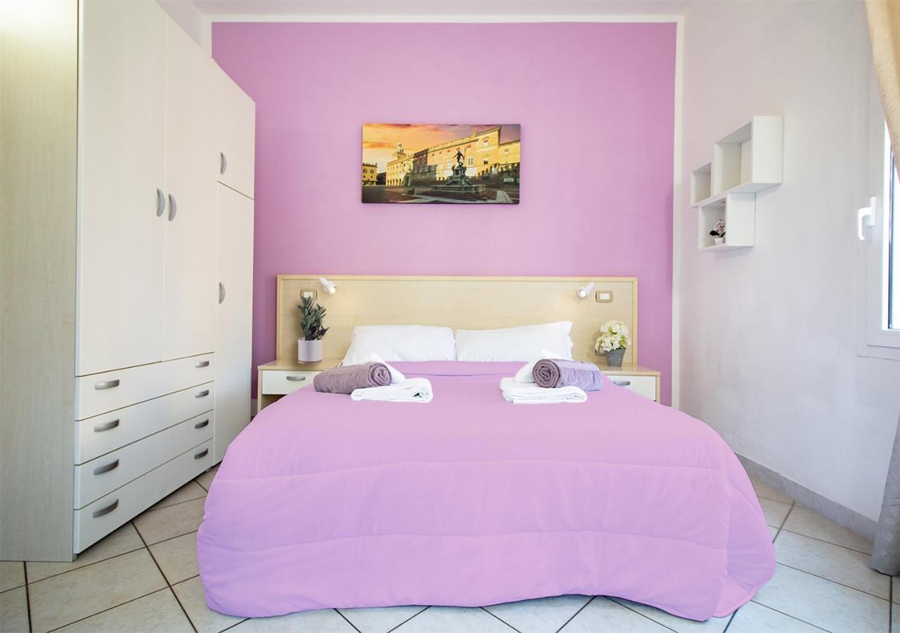 Athena Rooms - Parcheggio Privato โบโลญญา ภายนอก รูปภาพ