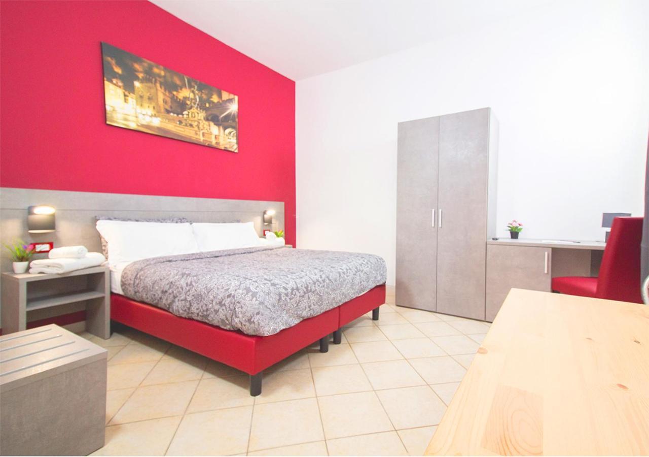 Athena Rooms - Parcheggio Privato โบโลญญา ภายนอก รูปภาพ