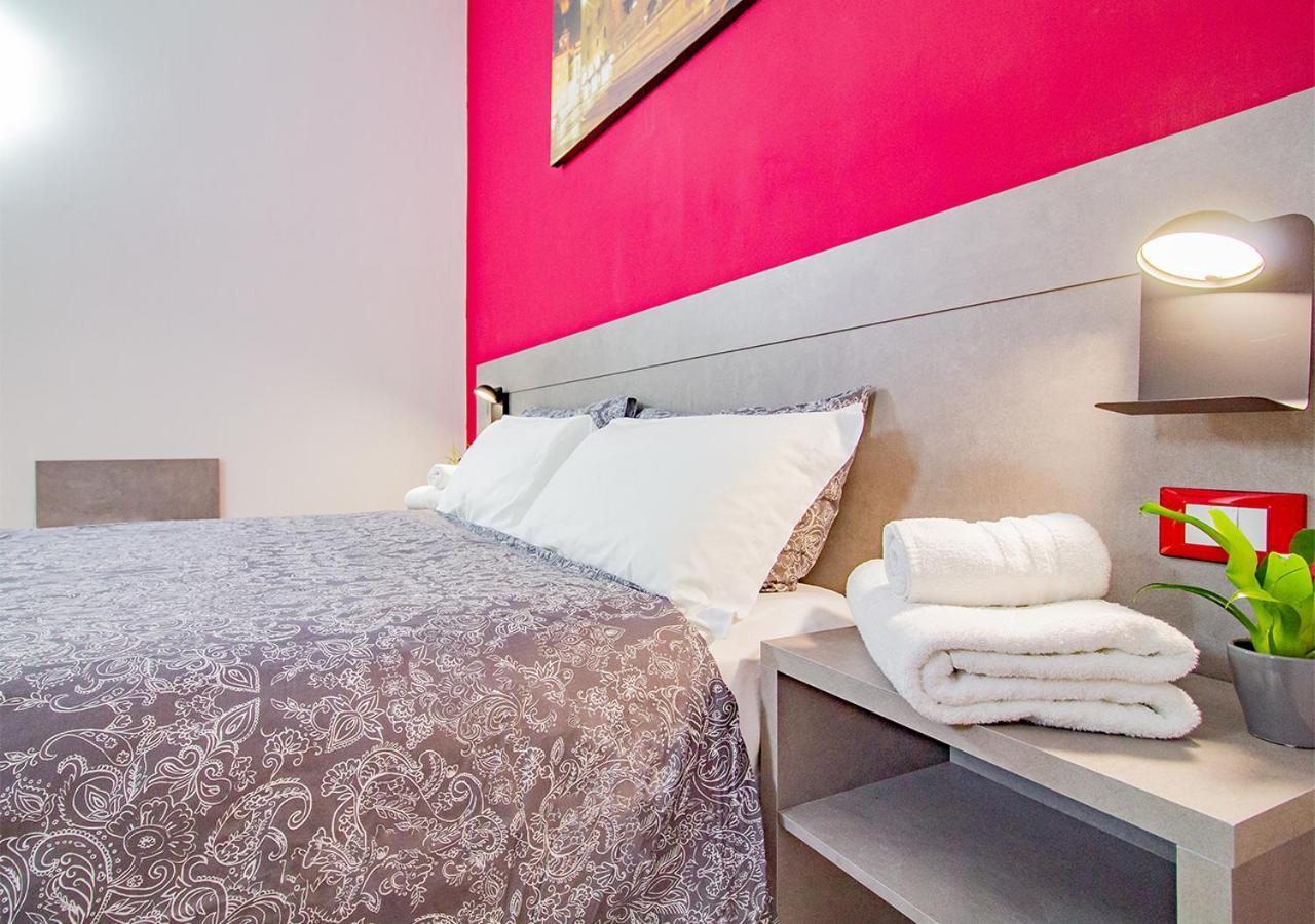 Athena Rooms - Parcheggio Privato โบโลญญา ภายนอก รูปภาพ